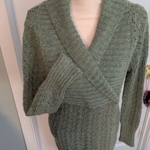 Chic Sage V-Neck Sweater